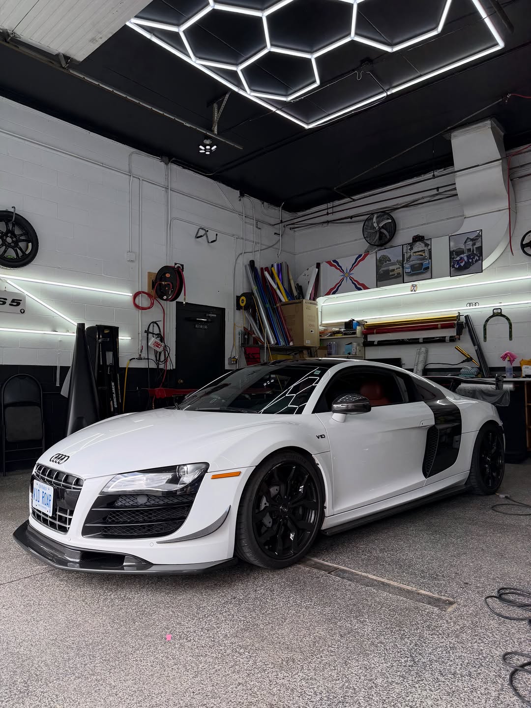 Audi R8 roof in 3M gloss black 🔥